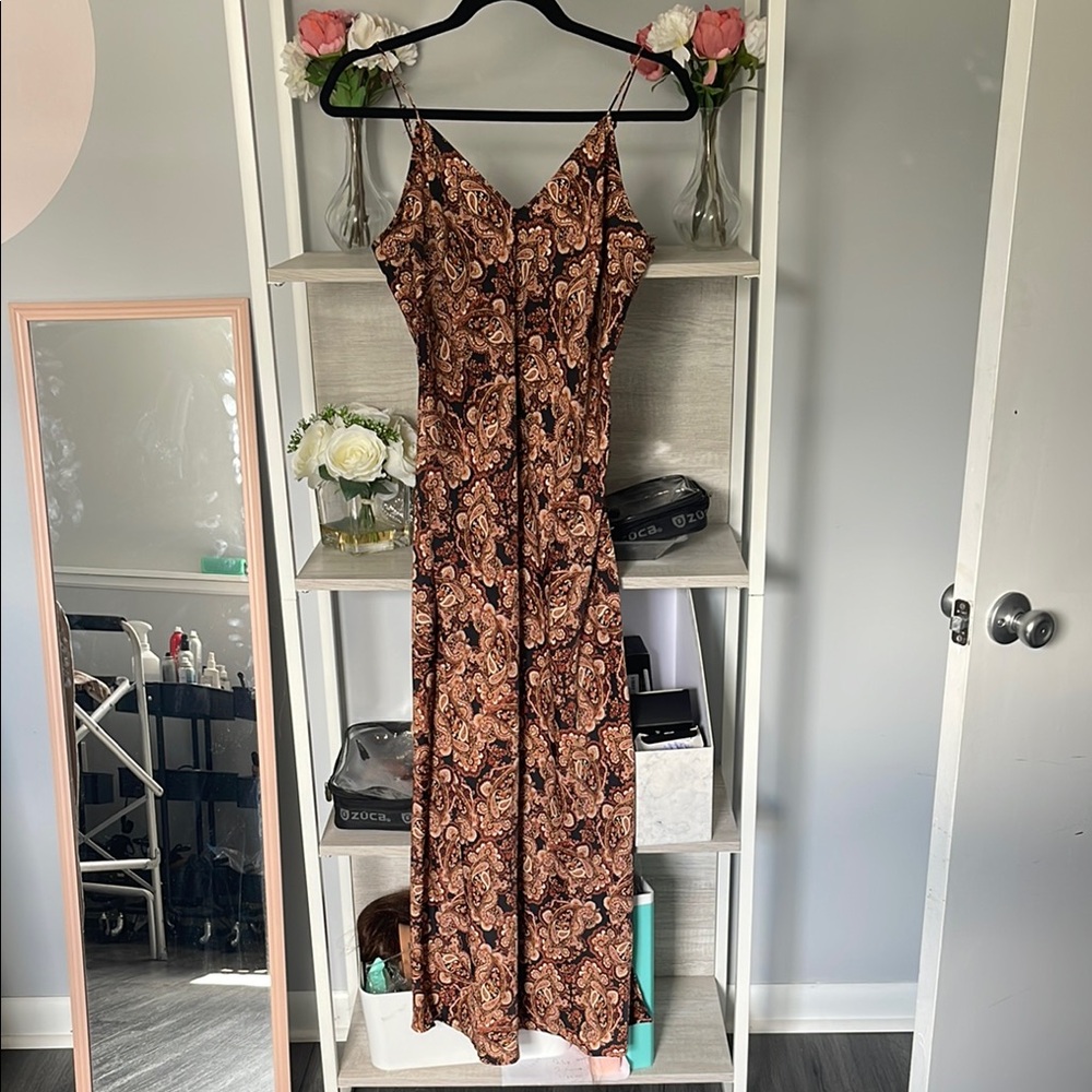 Elegant Paisley Maxi Dress